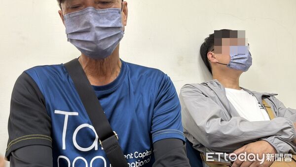 ▲台南某眼科診所發生貨梯夾死人事件，死者夫、兒子現身相驗。（圖／記者林東良攝，下同）