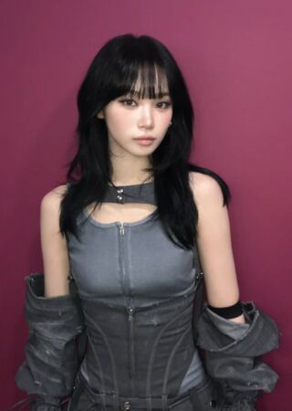 ▲▼LE SSERAFIM采源最終宣布暫停活動。（圖／翻攝自采源IG、YouTube）