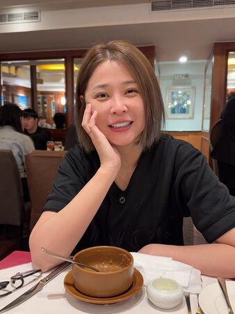 ▲李燕透露父親過世。（圖／翻攝自Facebook／李小燕正面思考團）