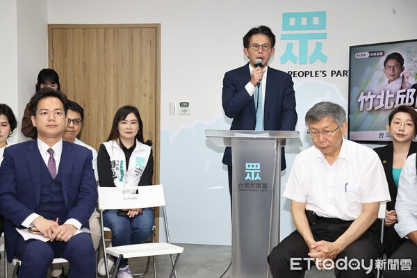 ▲▼ 竹北邱臣遠幸福真永遠！台灣民眾黨徵召邱臣遠參選竹北市長, 邱臣遠,黃國昌,柯文哲      。（圖／記者徐文彬攝）
