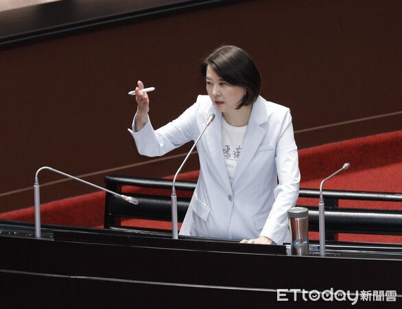 ▲國民黨立委王鴻薇質詢。（資料照／記者湯興漢攝）