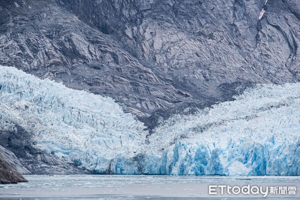 ▲星辰公主號進入恩迪科特峽灣（Endicott Arm），並朝道斯冰河（Dawes Glacier）方向進行景觀巡航,公主遊輪,冰河峽灣,星辰公主號。（圖／記者彭懷玉攝）