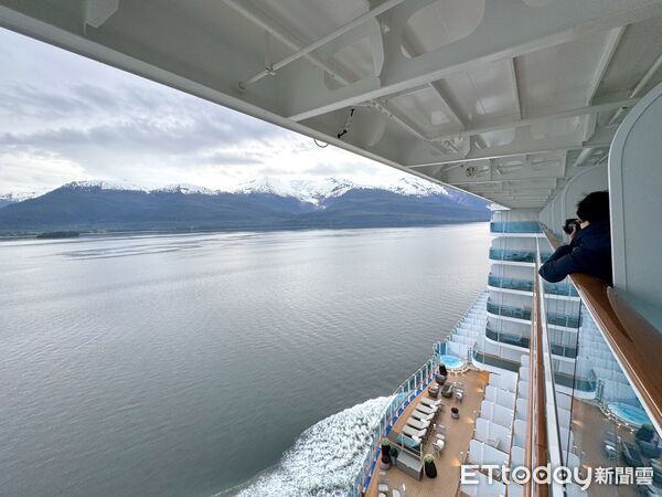 ▲星辰公主號進入恩迪科特峽灣（Endicott Arm），並朝道斯冰河（Dawes Glacier）方向進行景觀巡航,公主遊輪,冰河峽灣,星辰公主號。（圖／記者彭懷玉攝）