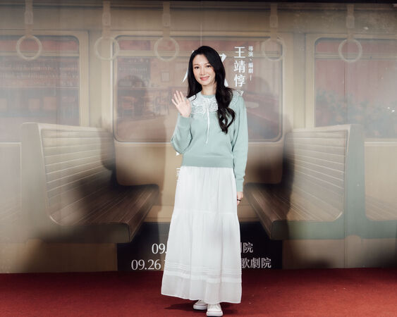 ▲舞台劇《你來的時候》由李杏、梁正群、楊麗音、朱德剛、于子育等人演出。（圖／寬宏提供）