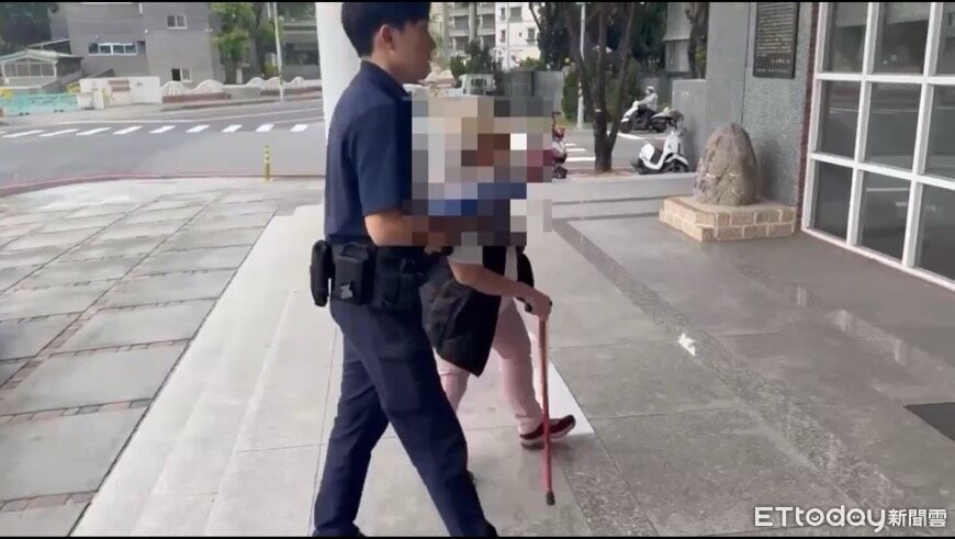 詐團太無良!騙68歲拐杖嬤當車手 遇警埋伏跑不了被逮