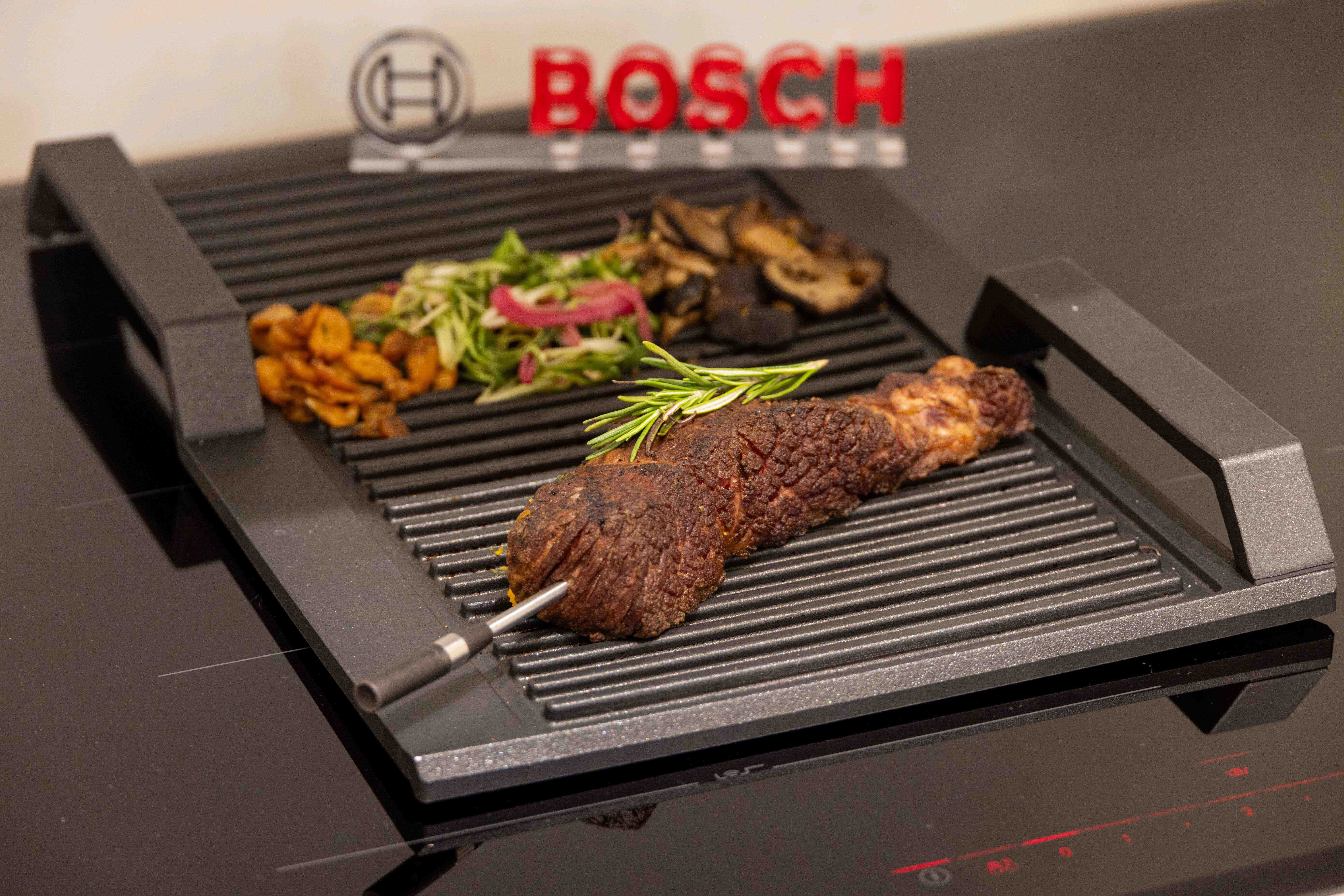 ▲BOSCH在台發表旗下最新款旗艦accentline系列。（圖／品牌提供）