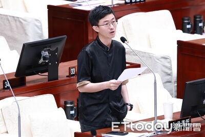 侯漢廷信貸300萬打選戰嗆「不會裝窮」 財報曝坐擁股票市值近2千萬