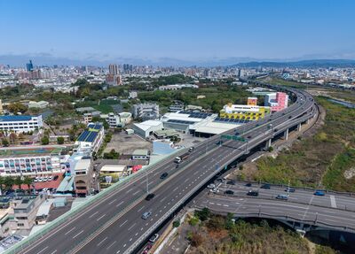 快速直挺「LaLaport市心生活圈」 櫻花新案788萬起驚艷賞屋客
