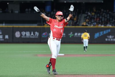拿莫.伊漾逆轉砲獻天上舅舅 大巨蛋首轟吐心聲:希望他也看見