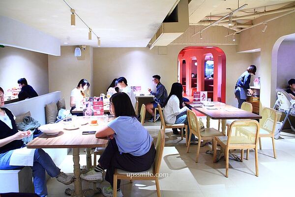 ▲▼嵩sung台中美村。（圖／UPSSMILE向上的微笑萍子 旅食設影授權提供）