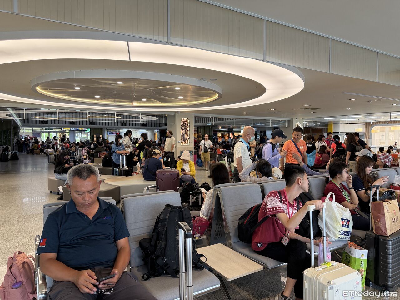 金門今濃霧籠罩 飛往台灣「取消19航班」影響1646旅客