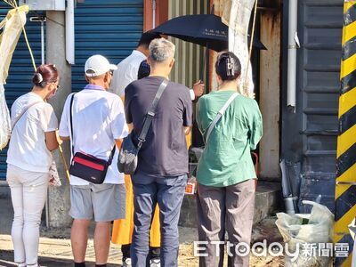 彰化父女遭撞亡！家屬返火鍋店現場招魂啜泣　連擲2次獲允杯