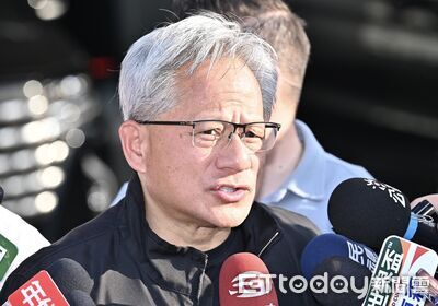 人要吃飯AI需要電 黃仁勳喊話蔣萬安「我們需要更多電力」