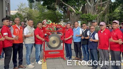 萌翻金城街頭！「2026親子蜈蚣座嘉年華」百人妝人盛大踩街
