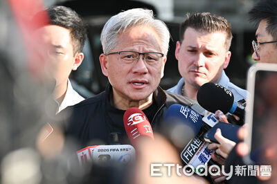 黃仁勳抵台證實將見魏哲家、張忠謀　預告「台灣下半年會很忙」