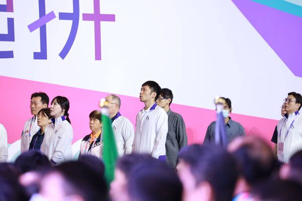 ▲運動部長李洋出席115年全國身心障礙國民運動會、射擊國手林威佑代表運動員宣誓、帕拉羽球國手吳于嫣及教練鄭竣逸擔任大會聖火火炬手。（圖／運動部提供）
