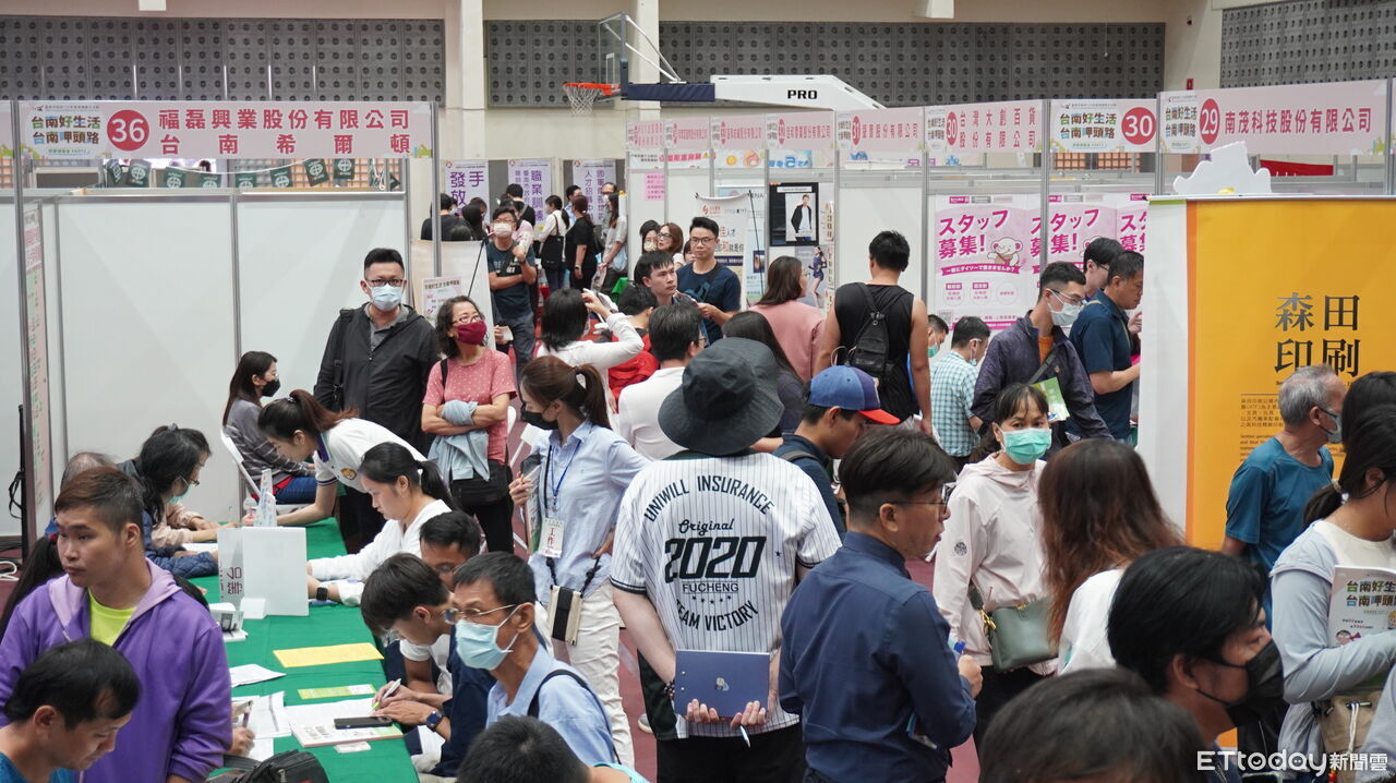 台南市第2場大型就博會登場 91家廠商釋出5557個職缺