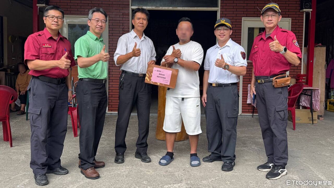 男子車禍「噴飛5米摔邊坡」重傷休克 警消跨區接駁救回1命