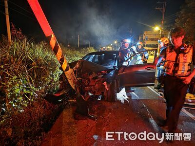 花蓮光復台9線死亡車禍!41歲男自撞電桿車頭全爛 送醫不治