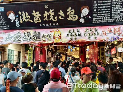 歷史一刻!「三媽合體」迺逢甲夜市 串燒名店老闆迎駕感動落淚