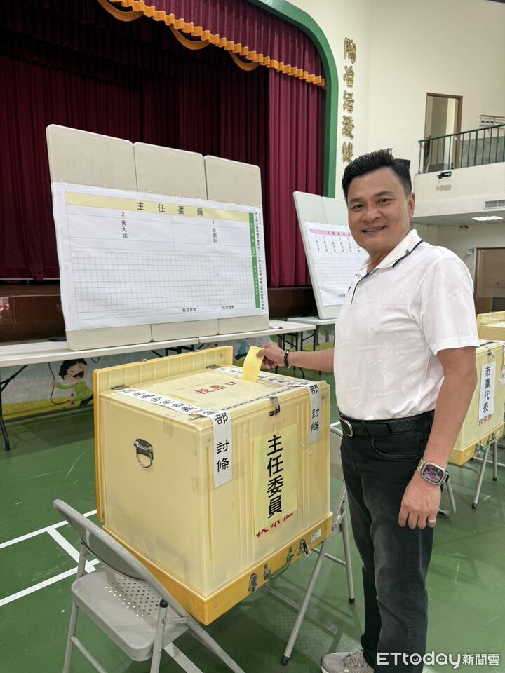 民進黨嘉義市改選 黃大祐以1465票蟬聯主委