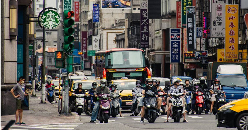 機車族注意!依規定待轉忽略「一細節」...秒噴1800