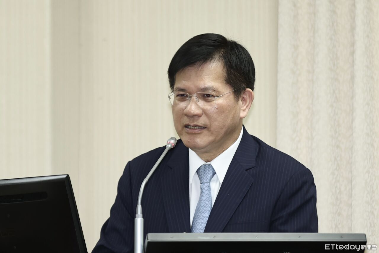 從黃仁勳五層蛋糕理論看美中AI競爭 林佳龍: 川普偷晶片說有欠公平