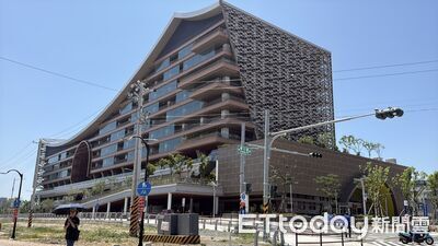 百貨沒來「換便當體驗館」　鳳山站周邊房價慘回3年前