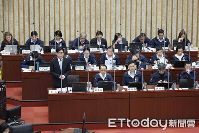 財劃法再掀戰火!陳其邁批修法害高雄少194億 藍營駁:不減反增