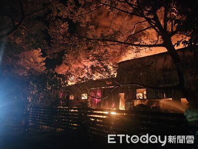 淡水工廠大火！中年男大喊：我哥哥放的　惡臭飄滿淡水三芝
