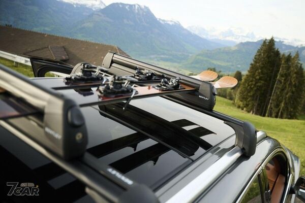 Bentley Mulliner 攜手 Gstaad Guy 推出 Bentayga EWB「Chalet Edition」