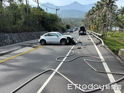 台東杉原「金龜車」撞護欄車頭爛毀　3女受傷送醫