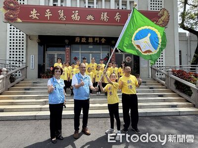 金門中正國小鼓吹隊赴捷克演出！李文良授旗　勉勵站上國際舞台