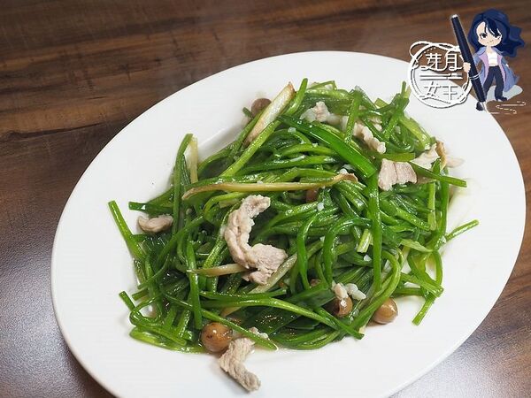▲▼牛饌炒飯炒麵牛肉料理。（圖／民宿女王芽月授權提供）