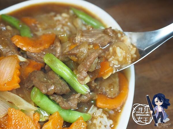 ▲▼牛饌炒飯炒麵牛肉料理。（圖／民宿女王芽月授權提供）