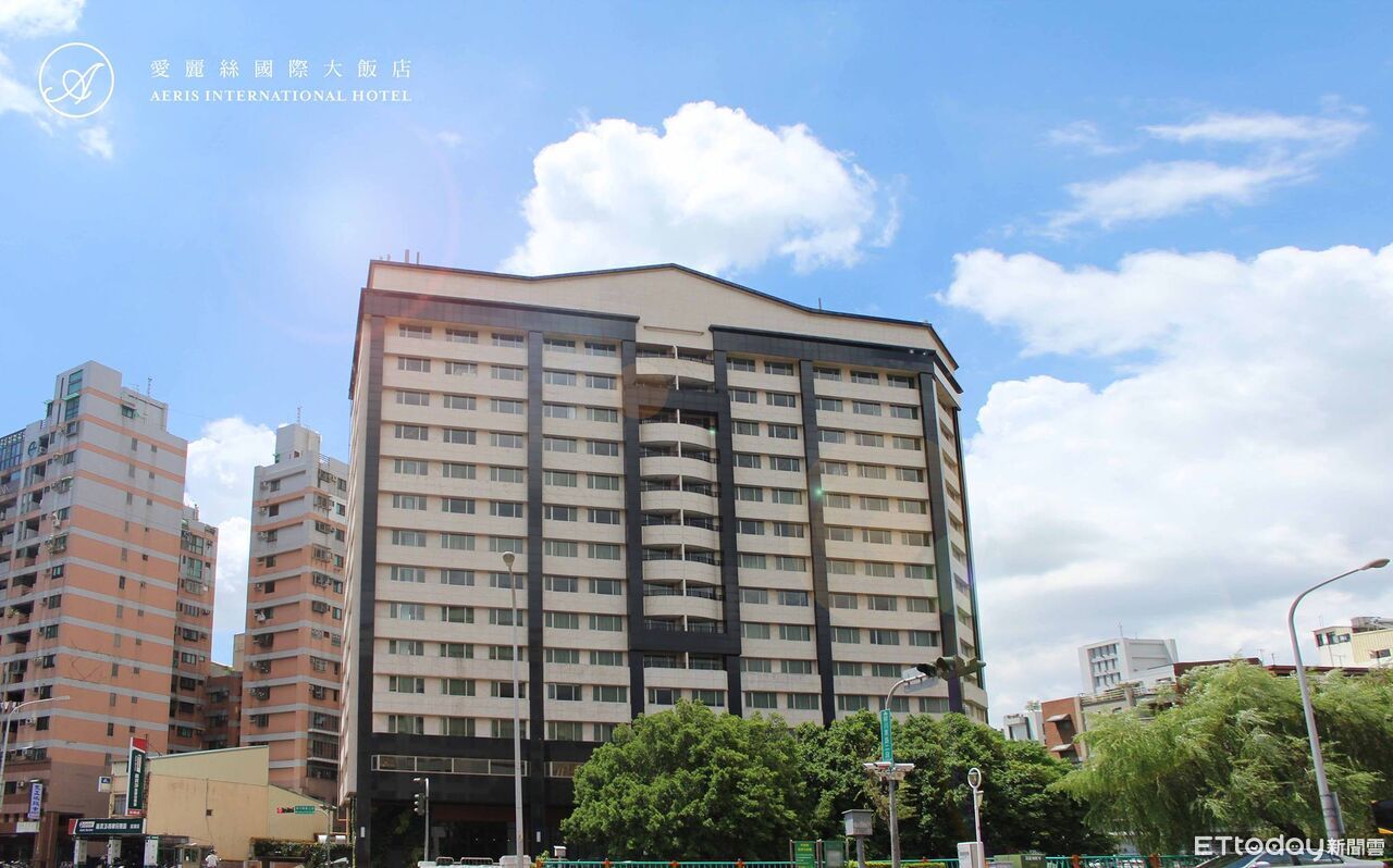 台中愛麗絲飯店無預警歇業!網友付3.3萬訂40間房成空 求助碰壁