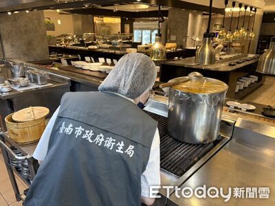 北市旅行團遊台南13人腸胃不適　衛生局對長榮桂冠抽驗12件檢體