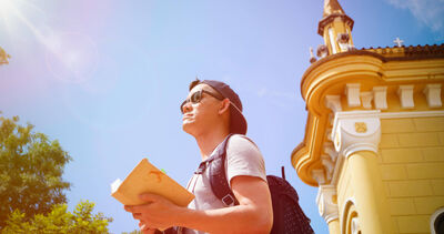 恐成「零號病人」！專家列旅行10大NG行為　別隨便喝當地水