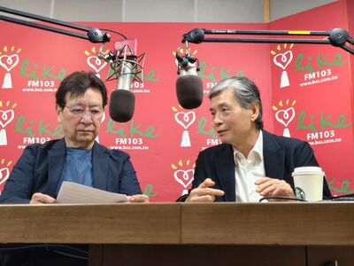 疑蕭旭岑台商金流遭鄭麗文嗆歧視　趙少康：那妳解釋為何捧錢合照？