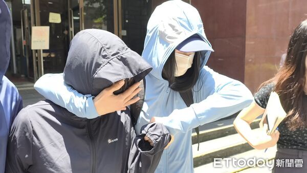 ▲▼台籍婦人楊錦屏涉用老鼠藥3度毒害澳洲小鮮肉男友Alex險死，今5/27到台北地院出庭辯論終結，仍否認犯罪，被檢方求刑12年。（圖／記者黃哲民攝）