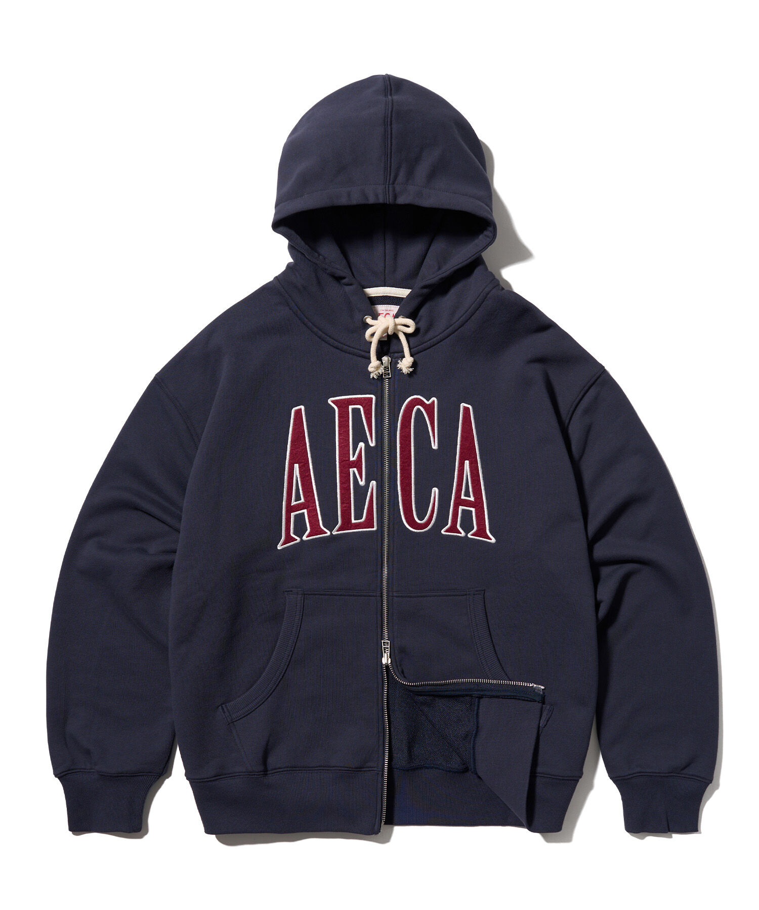 ▲▼韓星最愛美式休閒品牌 AECA&reg;️ 。（圖／品牌提供）