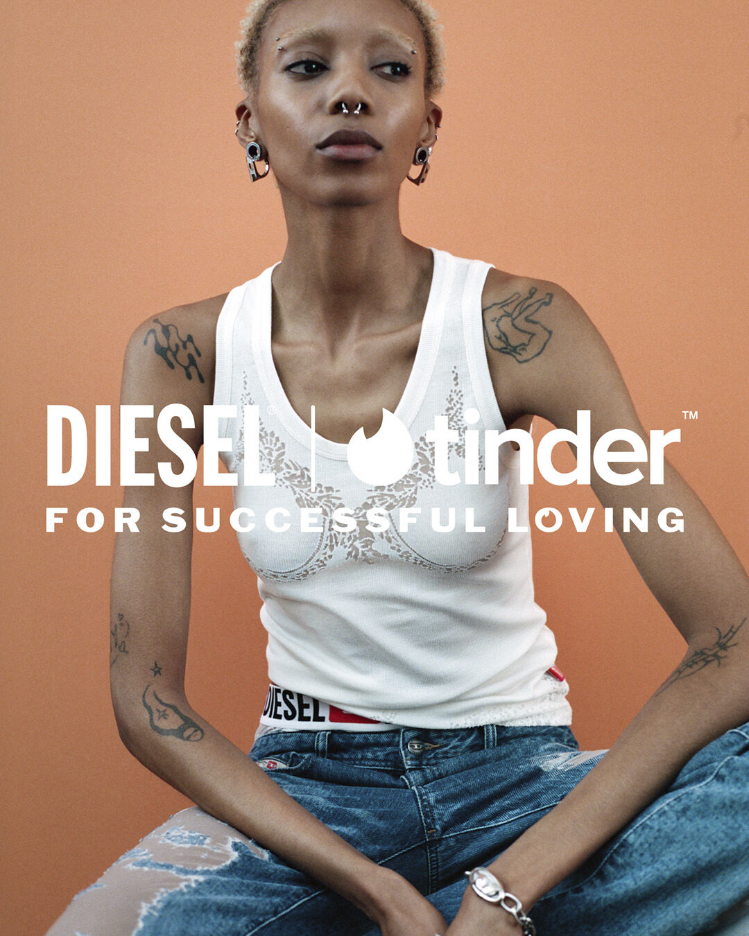 ▲▼    DIESEL不只賣丹寧還幫你談戀愛！聯手Tinder推「For Successful Loving」　透膚背心、錯視牛仔褲最敢穿    。（圖／記者鮑璿安攝）