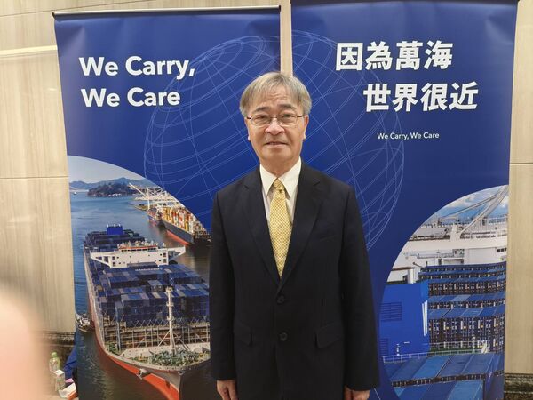 ▲萬海總經理看目前的高運價可以維持到第三季。（圖／記者張佩芬攝）