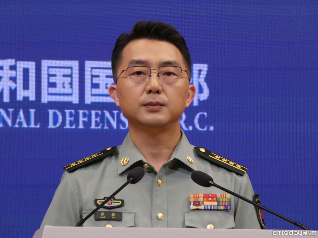 華府暫停140億對台軍售 陸國防部向美喊話:慎之又慎處理