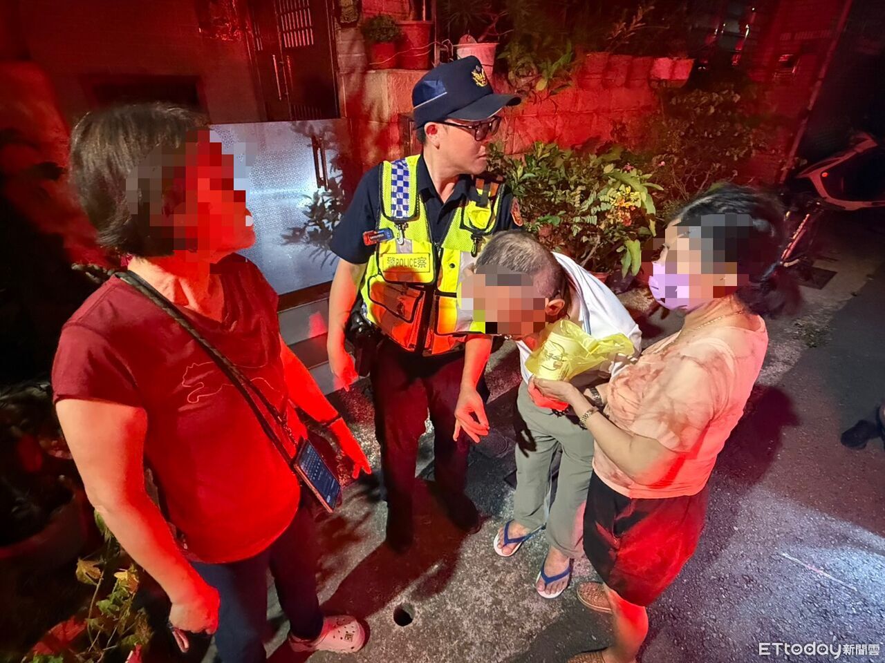 都是為了這一杯!高雄阿公低血糖癱坐 老闆娘半夜開店現做熱奶茶