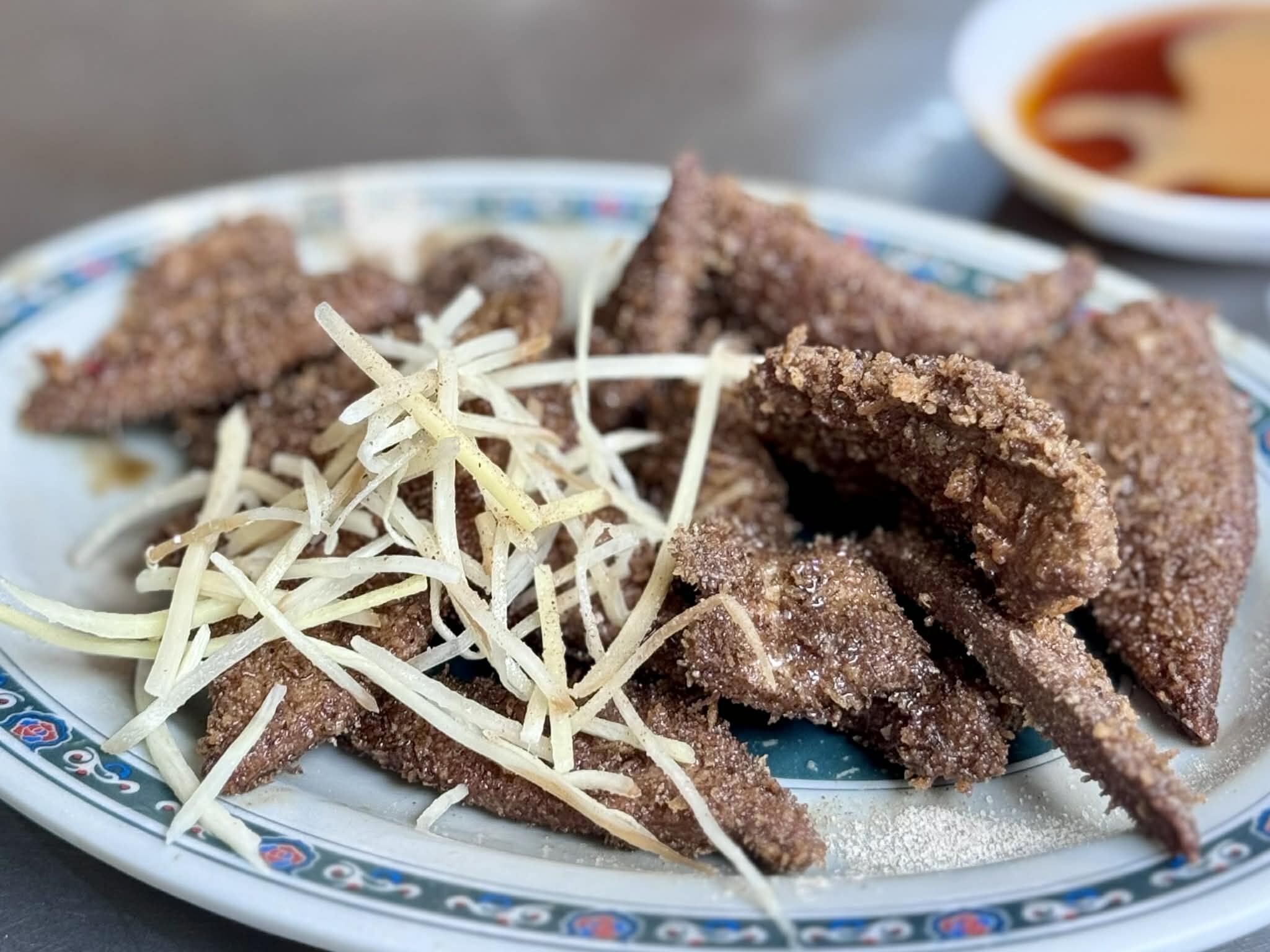 ▲南門第一家廣東腸粉;劉媽媽什錦麵。（圖／記者胡至欣攝）