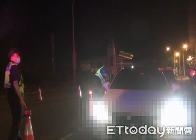 彰化男吃完麵包開車！3度吹氣全測出酒精反應　警察也傻眼