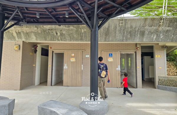 ▲▼清水鰲峰山公園谷溜遊戲場。（圖／記者NiniandBlue玩樂食記授權提供）
