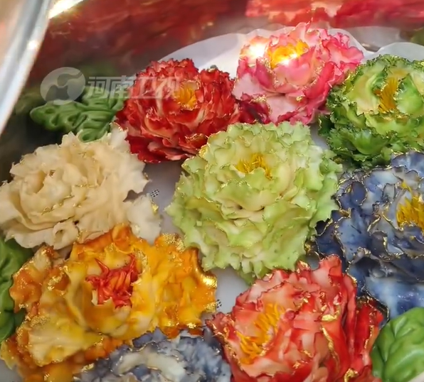 1顆408元!女子賣「手工牡丹花饅頭」爆紅 成品震驚全網