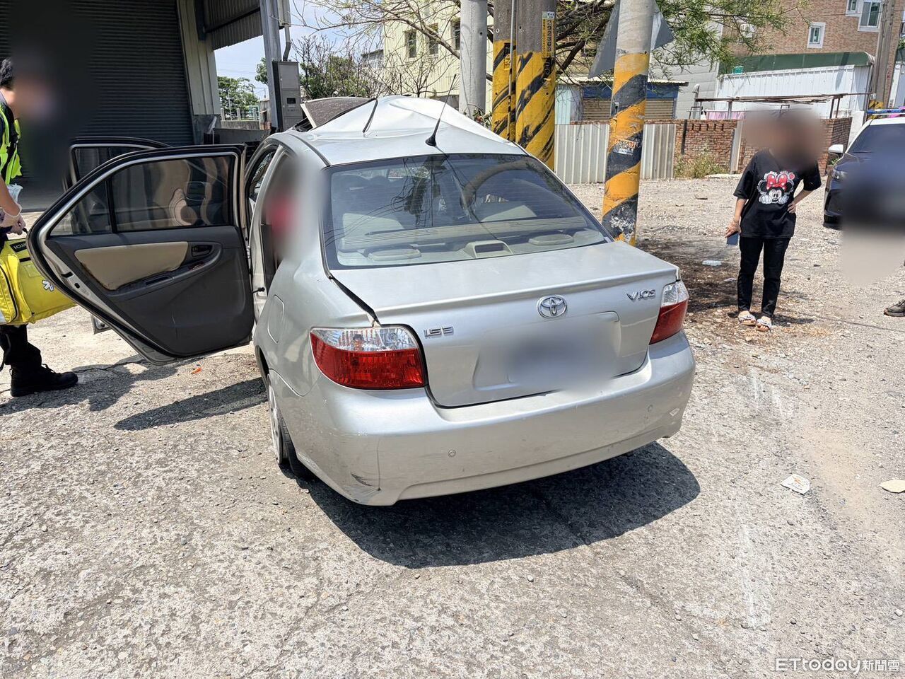 又是毒駕惹禍!自小客撞電桿乘客滿臉血 駕駛神智恍惚被逮